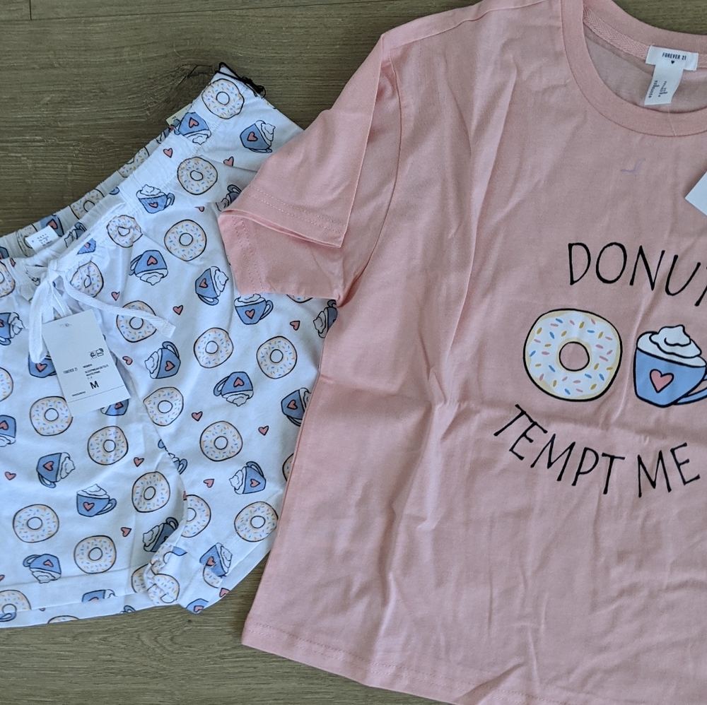Forever 21 Pajama Set Donuts. Brand New with tags.